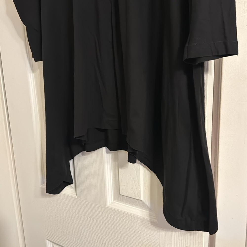 ALTERNATIVE TEE - Picture 3 of 11